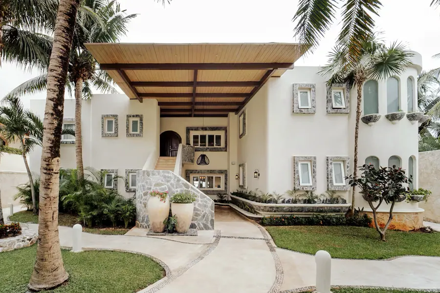 villa corona front mexico